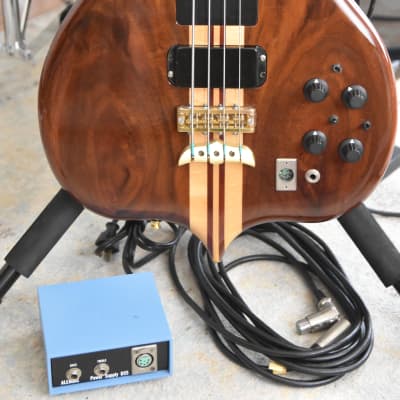 Alembic Series I 1 4 string bass guitar LED's + Original Hard case & DS-5 power image 5