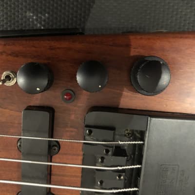 Hohner 5 String Headless bass B2a-v 1984-1996 Walnut image 4
