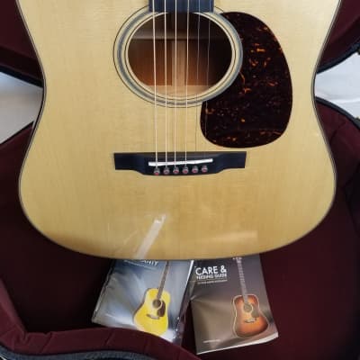 Martin D-18 Modern Deluxe Acoustic Guitar w/Case image 3