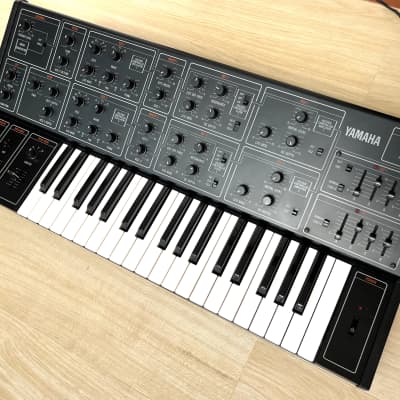 Yamaha CS-15 37-Key Monophonic / Duophonic Analog Synthesizer