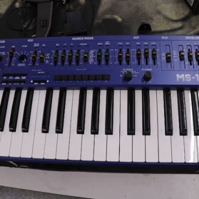 Behringer MS-1 / MS-101 Analog Synthesizer 2019 - Present - Blue
