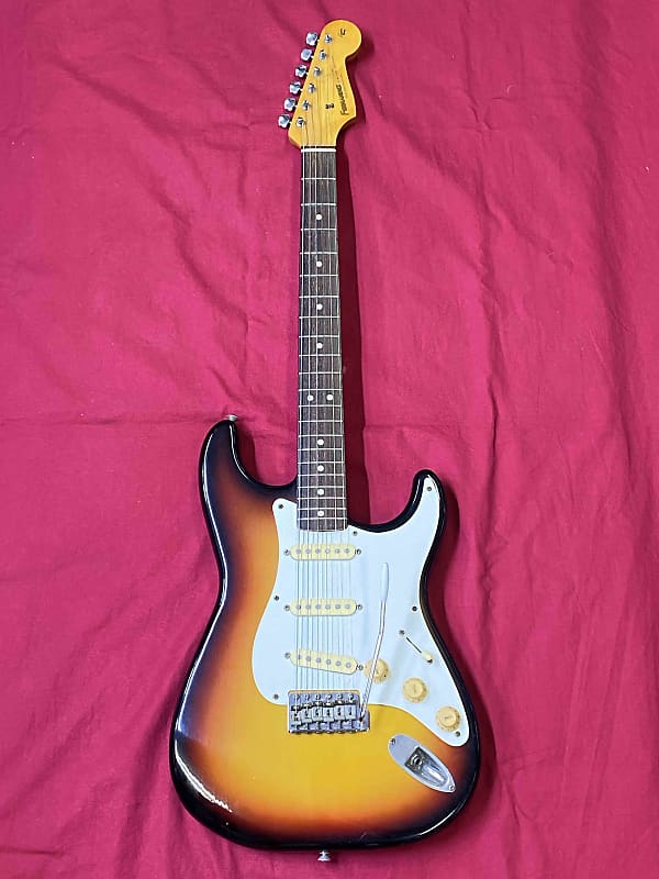 FERNANDES ストラトキャスタータイプ FST 50 FERNANDES ストラトキャスタータイプ FST 50 FERNANDES THE FUNCTION