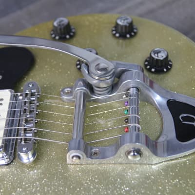 DeArmond M75 Chamagne Sparkle Jazz Guitar Hard case! image 13