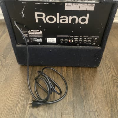 Roland KC-150 4-Channel 65-Watt 1x12