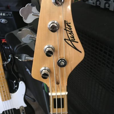 Austin AJB300 Double Cutaway 4 String Bass Black image 4
