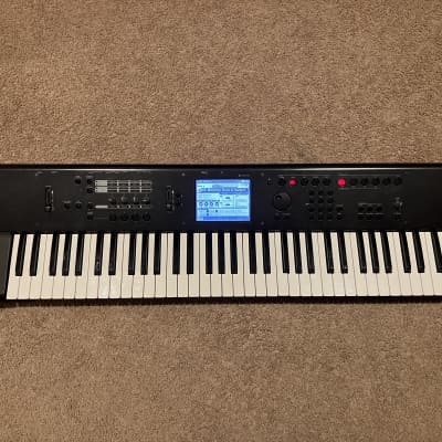 Korg M50 73-Key Keyboard 2000s - Black