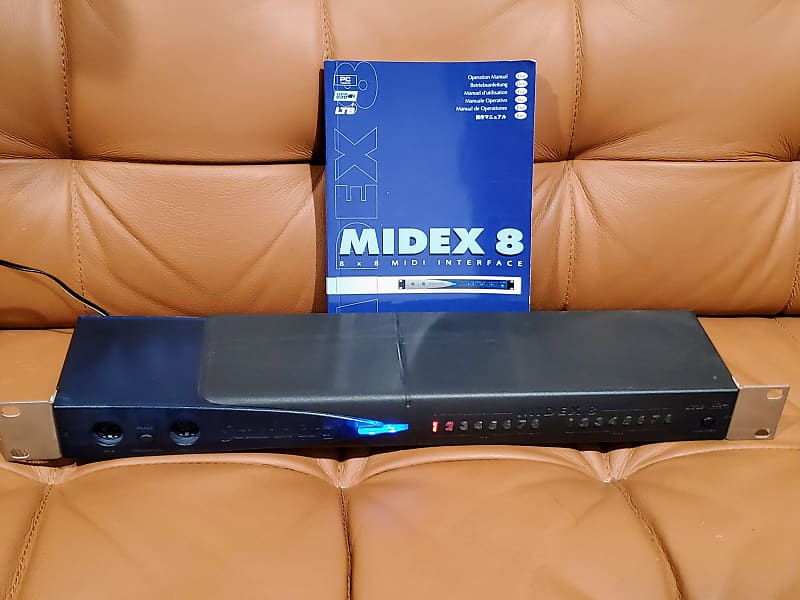 Steinberg MIDEX 8 MIDIインターフェース 美品 Steinberg MIDEX8 MIDIインターフェース