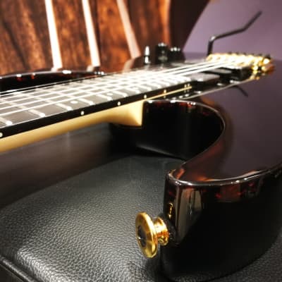 Ibanez RG5170B-BK Prestige E-Guitar 6 String Black + Case image 3