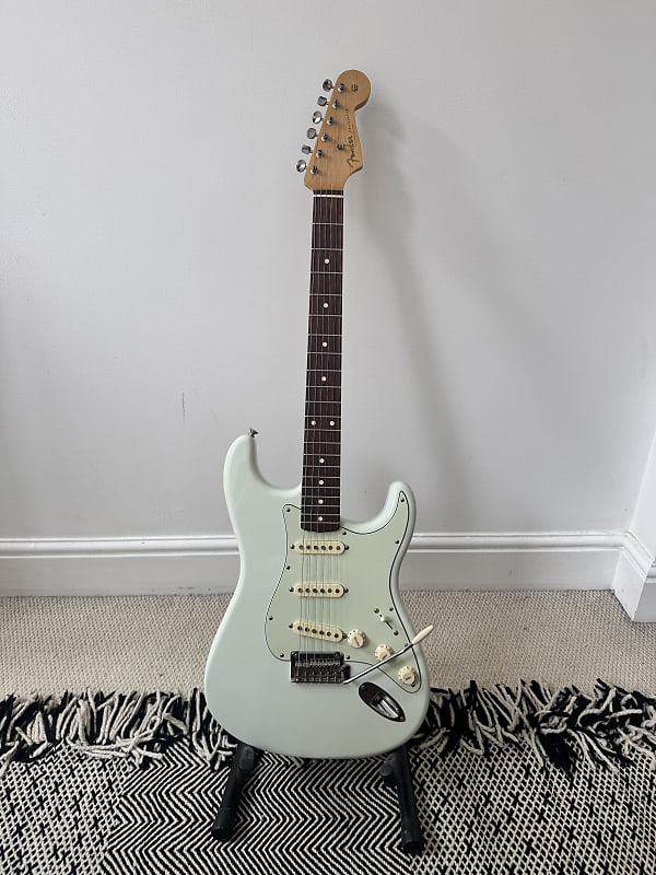 Fender Classic Player '60s Stratocaster | Reverb UK