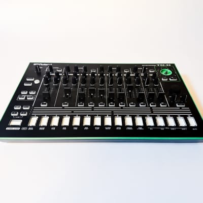Roland TR-8 AIRA Rhythm Performer with Sample Playback 2018 - Present - Black