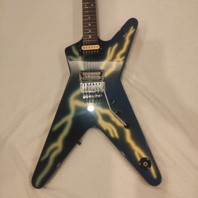 VERY RARE ESP EDWARDS EP-90 Lightning Bolt Dimebolt 1990's VERY RARE ESP EDWARDS EP-90 Lightning Bolt Dimebolt 1990's