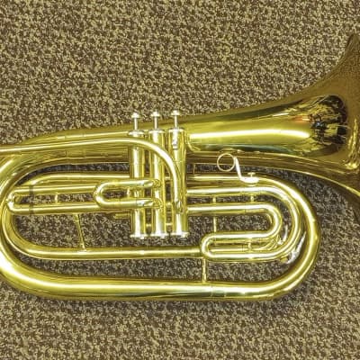 Castle Band Instruments Bb Marching Baritone Horn [CMB-LJTL-L - Brass Lacquer] image 6