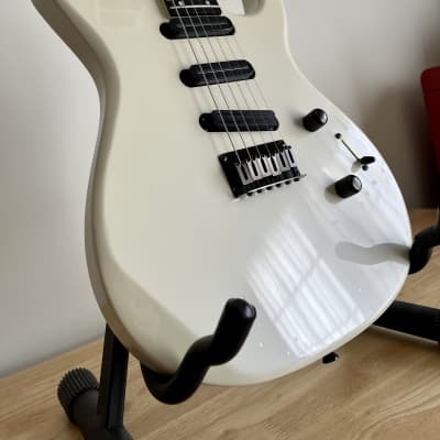 1995 Carvin DC-135 - Pearl White image 2