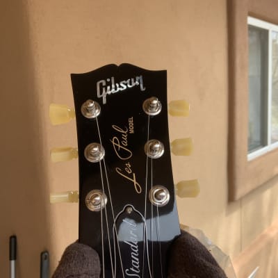 Gibson Les Paul Standard '50s P-90 2023 - Present - Gold Top image 10