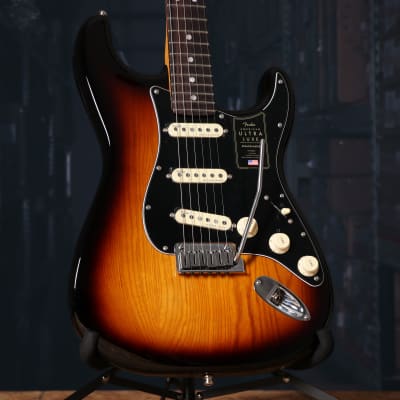 Fender Ultra Luxe Stratocaster, Rosewood Fingerboard, 2-Color Sunburst image 1