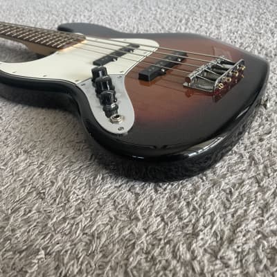 Fender Standard Jazz Bass 2017 MIM Sunburst Lefty Left-Handed 4-String Guitar image 4