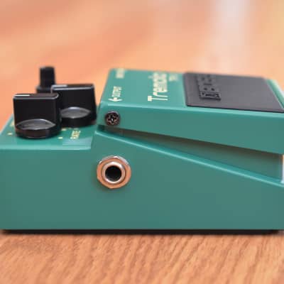 Boss TR-2 Tremolo with Keeley Mod Teal | Reverb