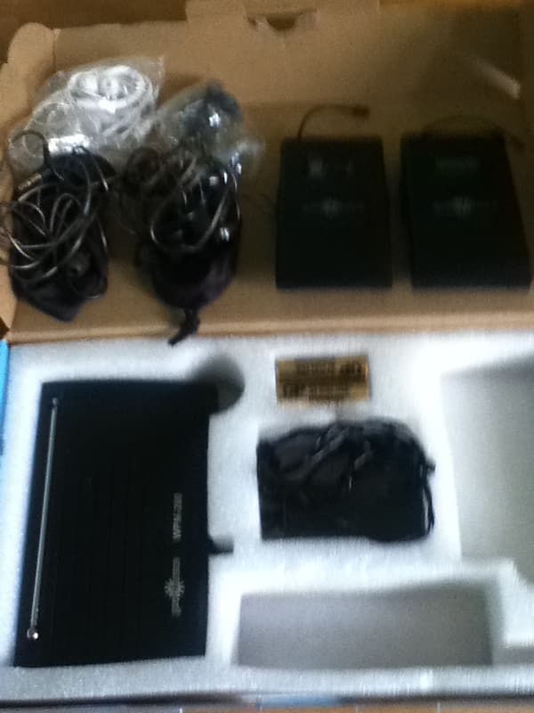 D Debra Audio PRO ER-102 UHF Single Channel Wireless In Ear Monitor System Monitoring Type Stage Recording Studio Musicians 2 Receivers Transmitter