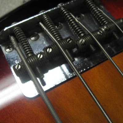 Fender Jazz Bass Left hand 1965, 3 color sunburst image 4