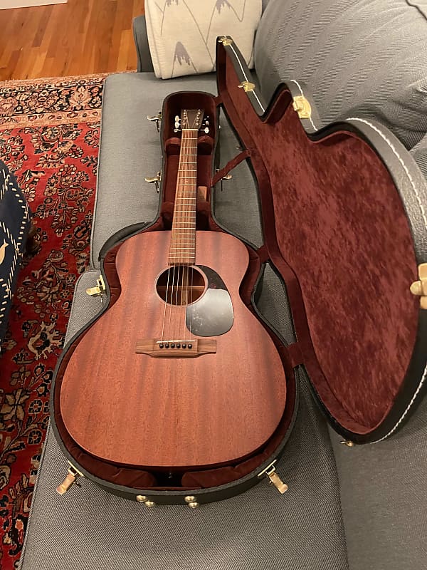 Gumtree martin online acoustic guitar