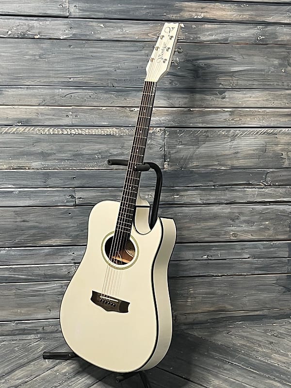 Used Vantage VS 40CE Thin Body Acoustic Electric Guitar with Gig Bag - White