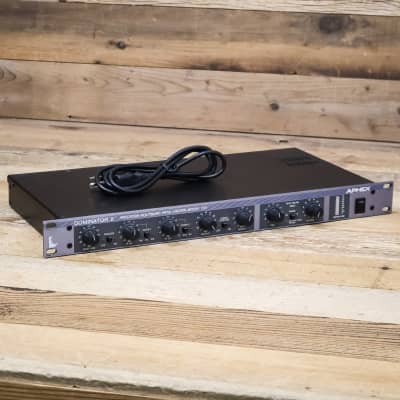 Aphex Dominator II 720 ピークリミッター　2台 Aphex Dominator II 720 ピークリミッター 2台 Aphex Dominator II 720