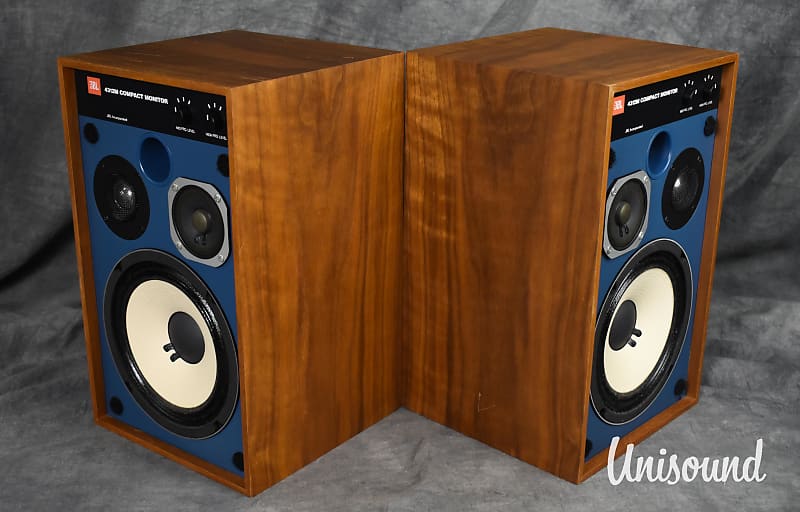 JBL 4312M Compact Studio Monitor Pair in Excellent Condition