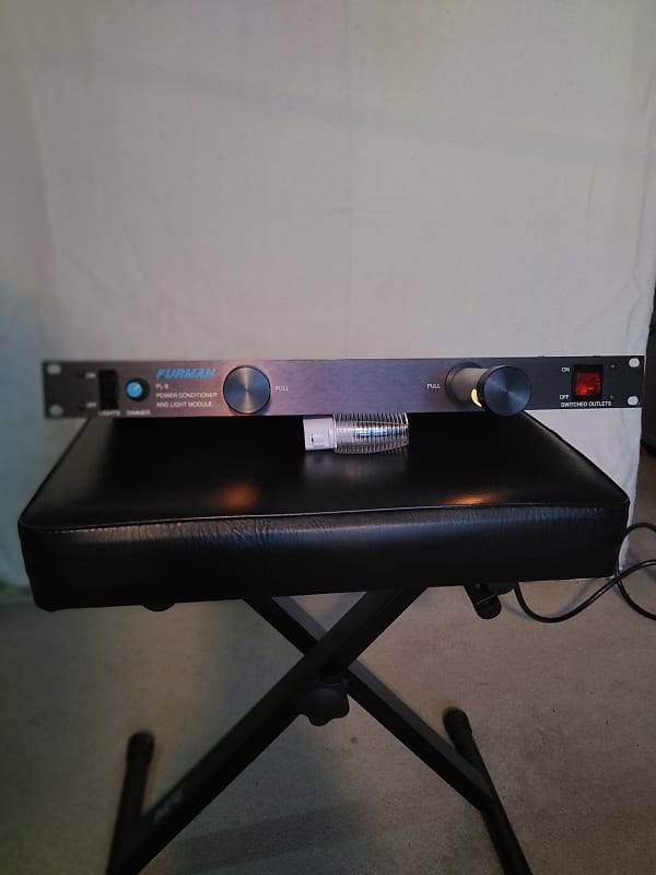 Furman PL 8 Power Conditioner and Light Module 2000s Black Reverb