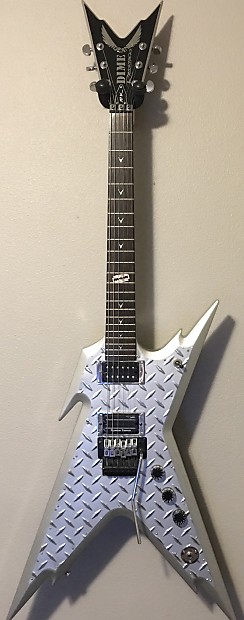 最終価格 Dean Dime Razorback 10K 鉄板 エレキギター DEAN Razorback 10K Commemorative 税込販売価格 ￥112,000