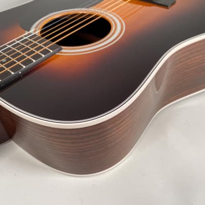 2014 Martin D-28 1935 Sunburst Acoustic Guitar w/OHSC image 7