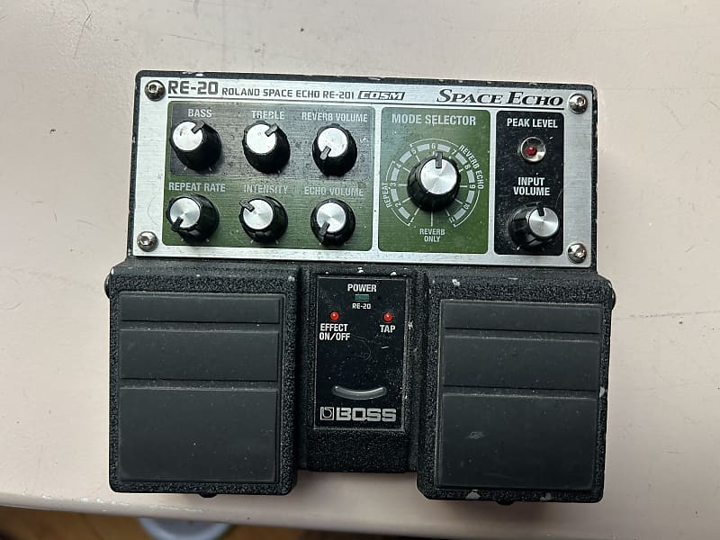 Boss RE-20 Space Echo | Reverb