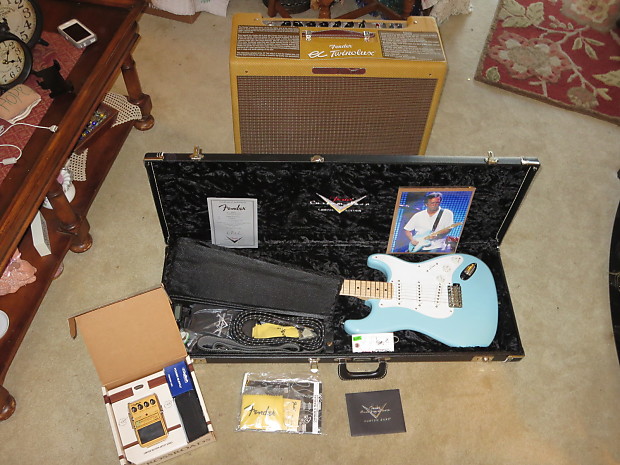 Eric clapton deals daphne blue stratocaster