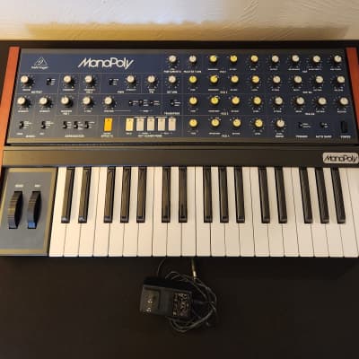 Behringer MonoPoly 37-Key Polyphonic Synthesizer 2021 - Present - Black