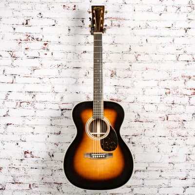 Martin - OM-28 - Acoustic Guitar - Sunburst - w/ Hardshell Case - x9257 image 2