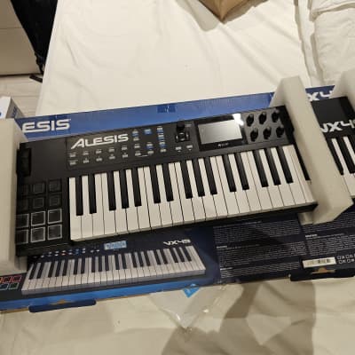 Korg MPK 130 Midi Pedal Keyboard 2000s Black Steel | Reverb UK Korg MPK 130 Midi Pedal Keyboard 2000s Black Steel | Reverb UK