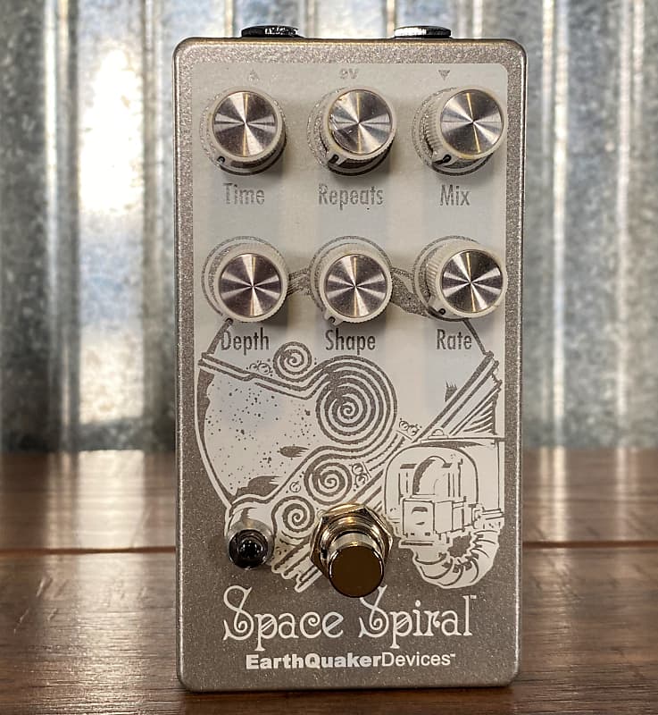EarthQuaker Devices Space Spiral Modulated Delay Device