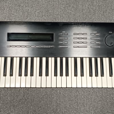 Roland  S50 12-bit Vintage Sampler