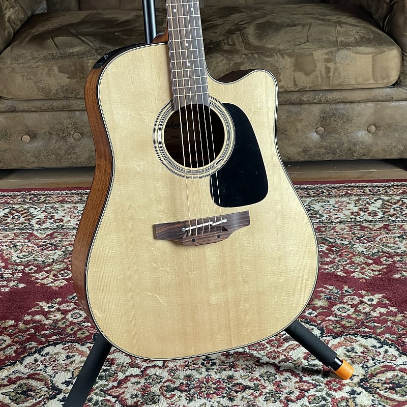 Takamine P2DC Pro Series 2 Dreadnought Cutaway + Natural Satin + NEW + incl. Case image 1