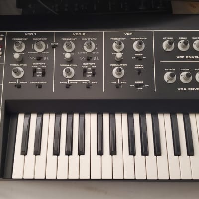 Oberheim OB-1 1978 with dust cover