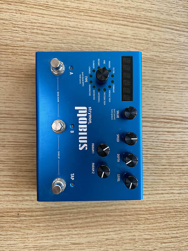 Strymon Mobius