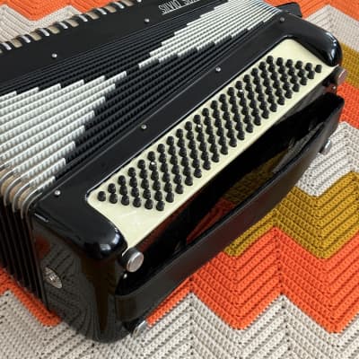 Silvio Soprani Accordion - Made in Italy 🇮🇹! - Ciao Bella! - Bella Fisarmonica! - image 4