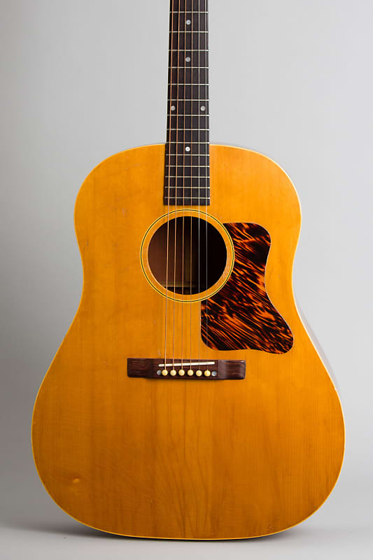 Gibson J-35 Flat Top Acoustic Guitar (1941), ser. #4802G-48