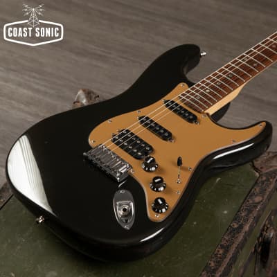 2005 Fender American Deluxe HSS Stratocaster Montego Black Metallic image 6