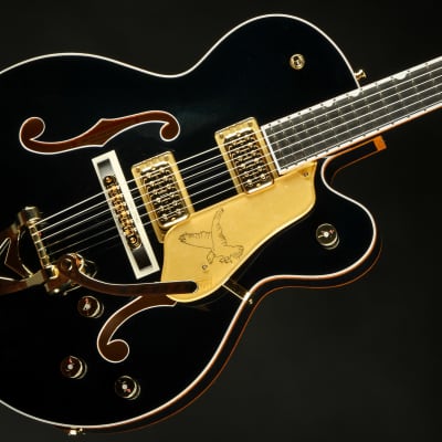 Gretsch G6136TG Players Edition Falcon Hollow Body with String-Thru Bigsby and Gold Hardware, Ebony Fingerbo image 13