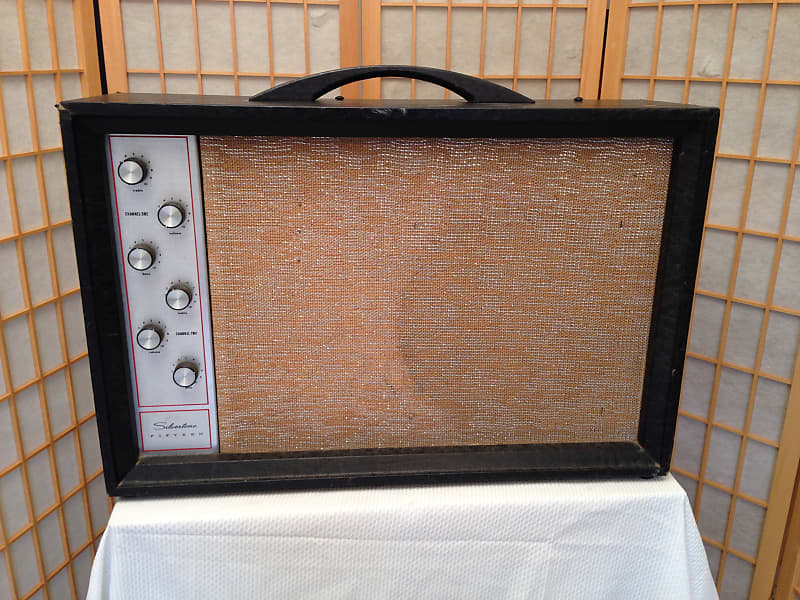 Silvertone TV Model 1473 25-Watt 1x15 Bass Guitar Amplifier image 1