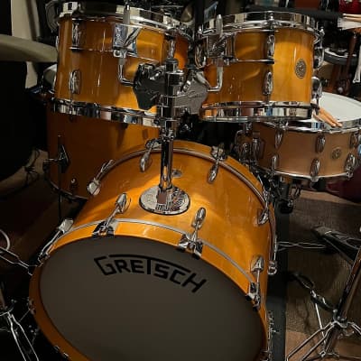 Gretsch Broadkaster Drum Set 2017-18 (7x10, 8x12, 14x16 & 14x22) image 2