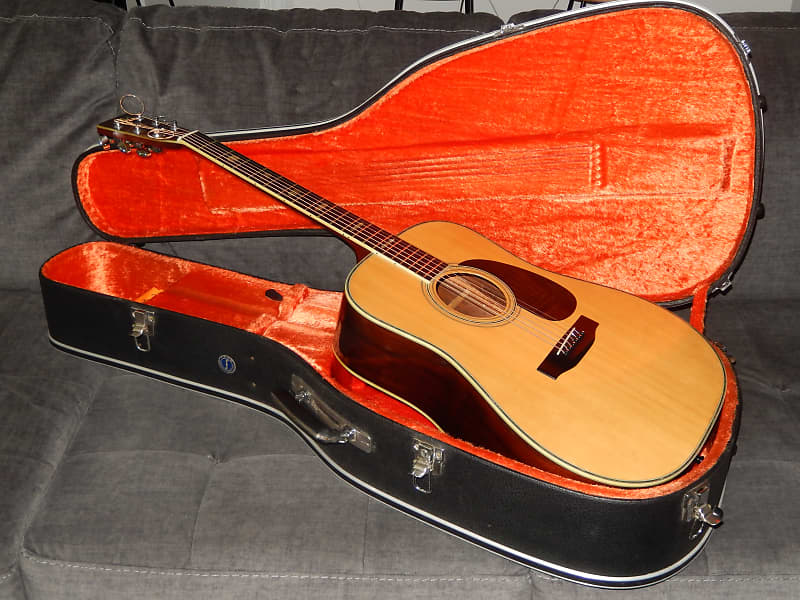 Godin 052561 Mahogany Folk Series Rustic Burst 6 String RH Acoustic  Electric Guitar