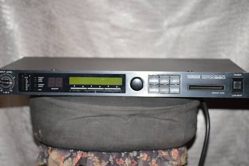 Yamaha SPX990 Professional MultiEffect Processor 1990s Reverb