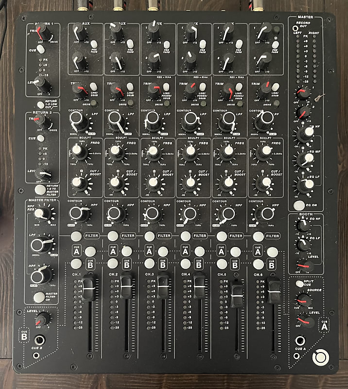 Play differently Model 1 Reverb