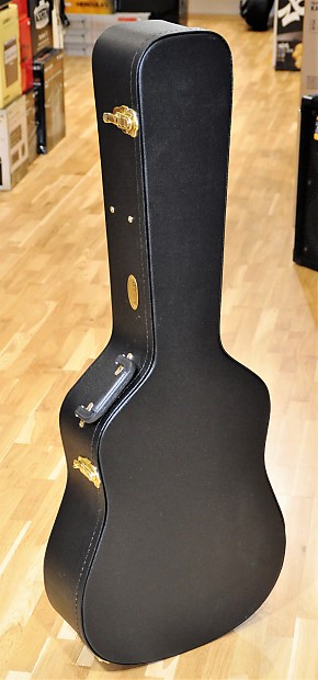 Martin 345 dreadnought hardshell guitar case deals